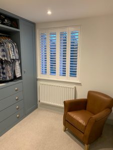 how to clean shutters
